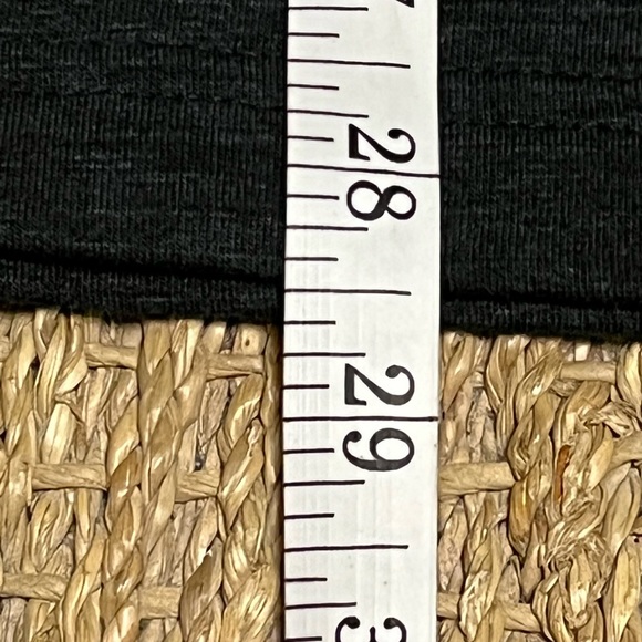 EUC SWISS TECH Zipper Front Pullover & Unique Front Zipper Pocket - Picture 10 of 10